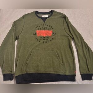 Levi’s sweatshirt